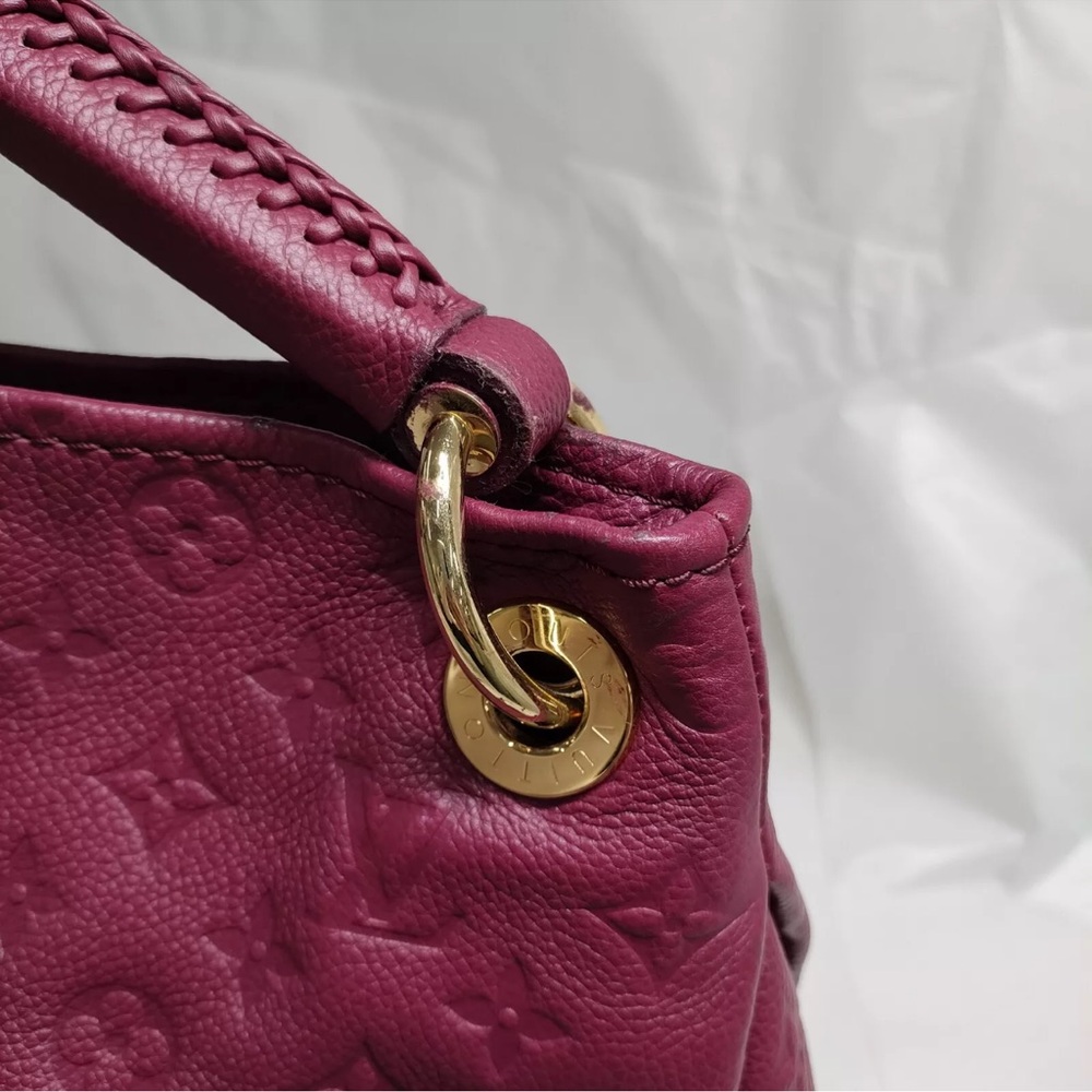 Louis Vuitton Artsy MM Monogram Empreinte Shoulder Bag - Picture 10 of 13